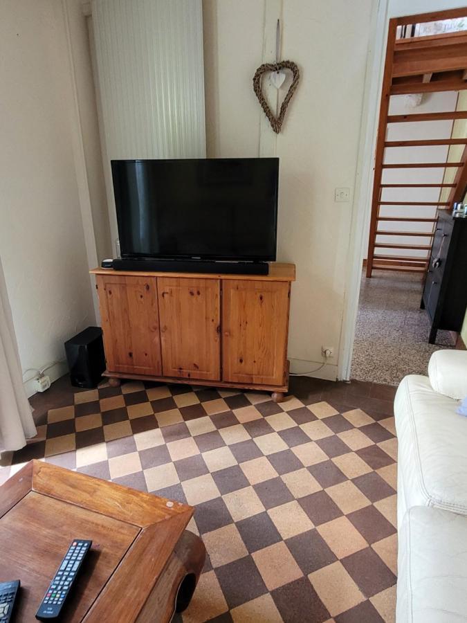 Gite De La Tour De Loire - 65 M2 Au Pied D'Une Tour De Gue Du 17Eme Siecle Mer Eksteriør billede