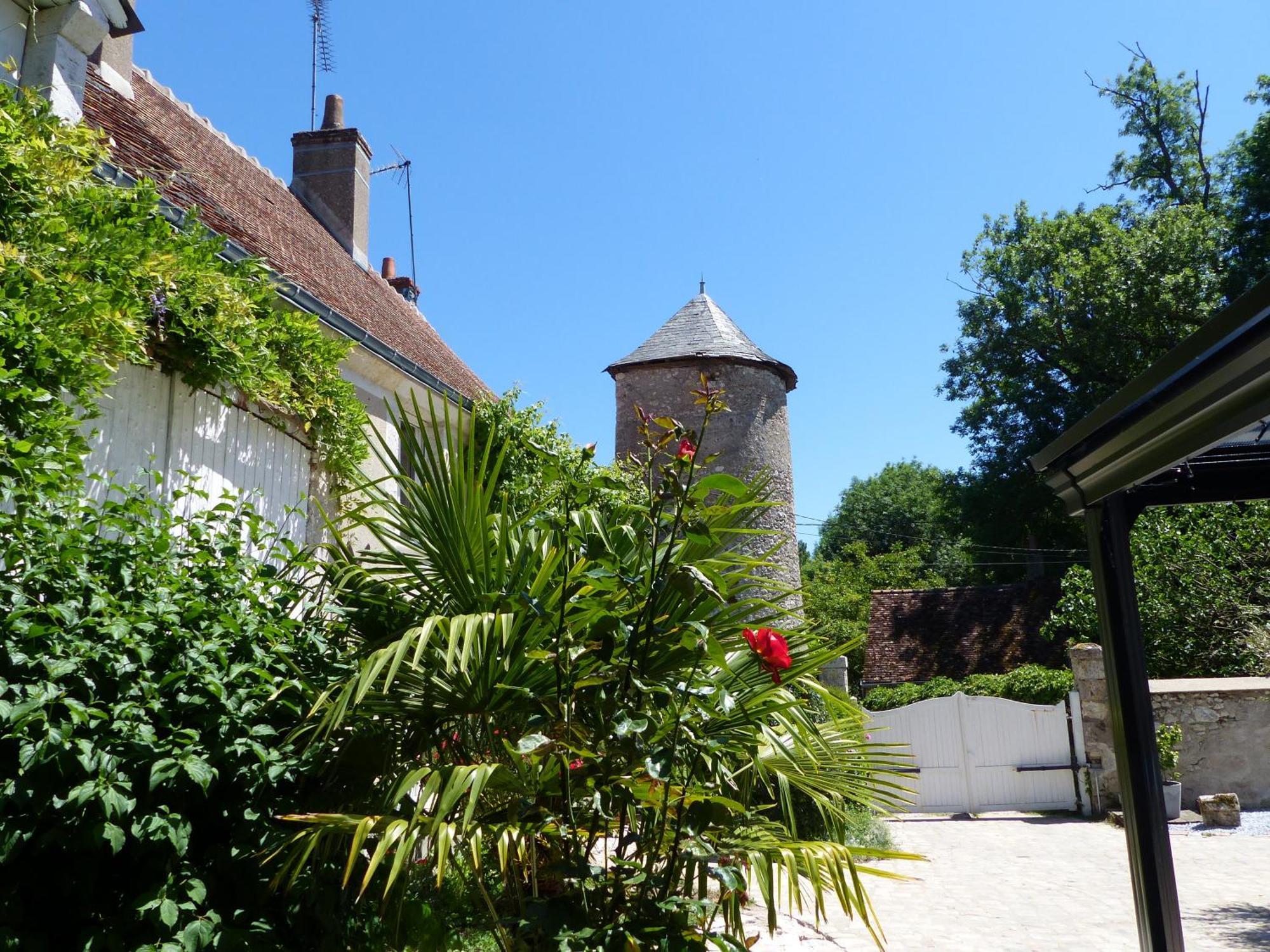 Gite De La Tour De Loire - 65 M2 Au Pied D'Une Tour De Gue Du 17Eme Siecle Mer Eksteriør billede